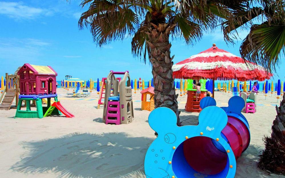 Aloha Park Hotel كامبومارينو المظهر الخارجي الصورة